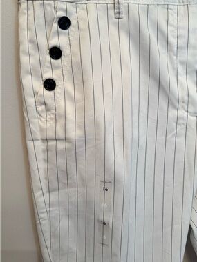 Tommy Hilfiger White Pinstripe Crop Pants with Navy Details size 16 NWT